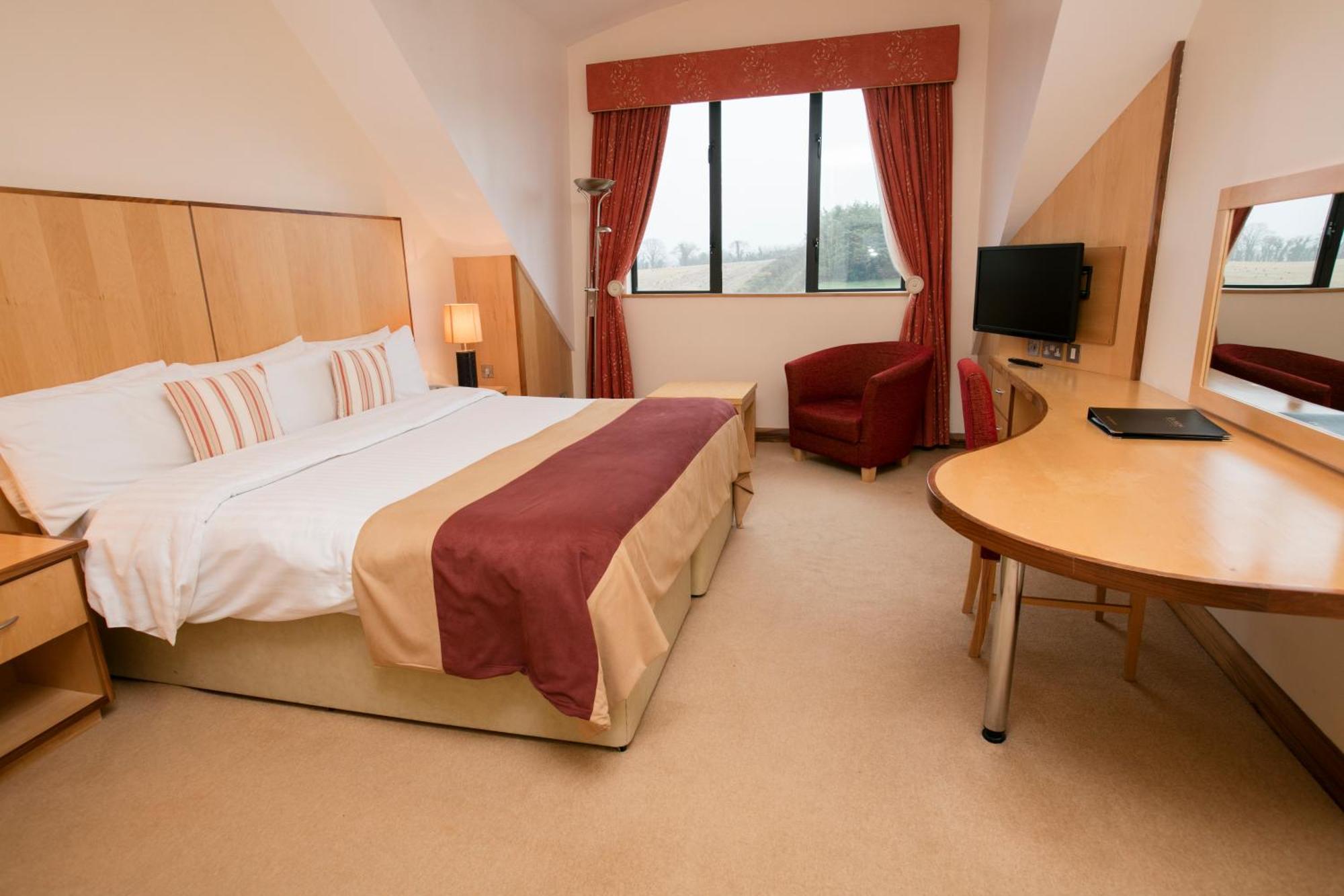 La Mon Hotel & Country Club Castlereagh Buitenkant foto