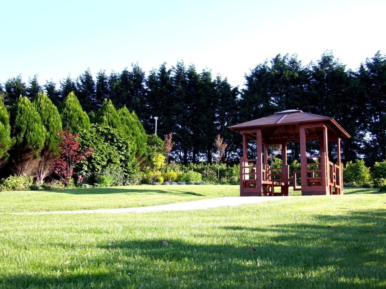 La Mon Hotel & Country Club Castlereagh Buitenkant foto